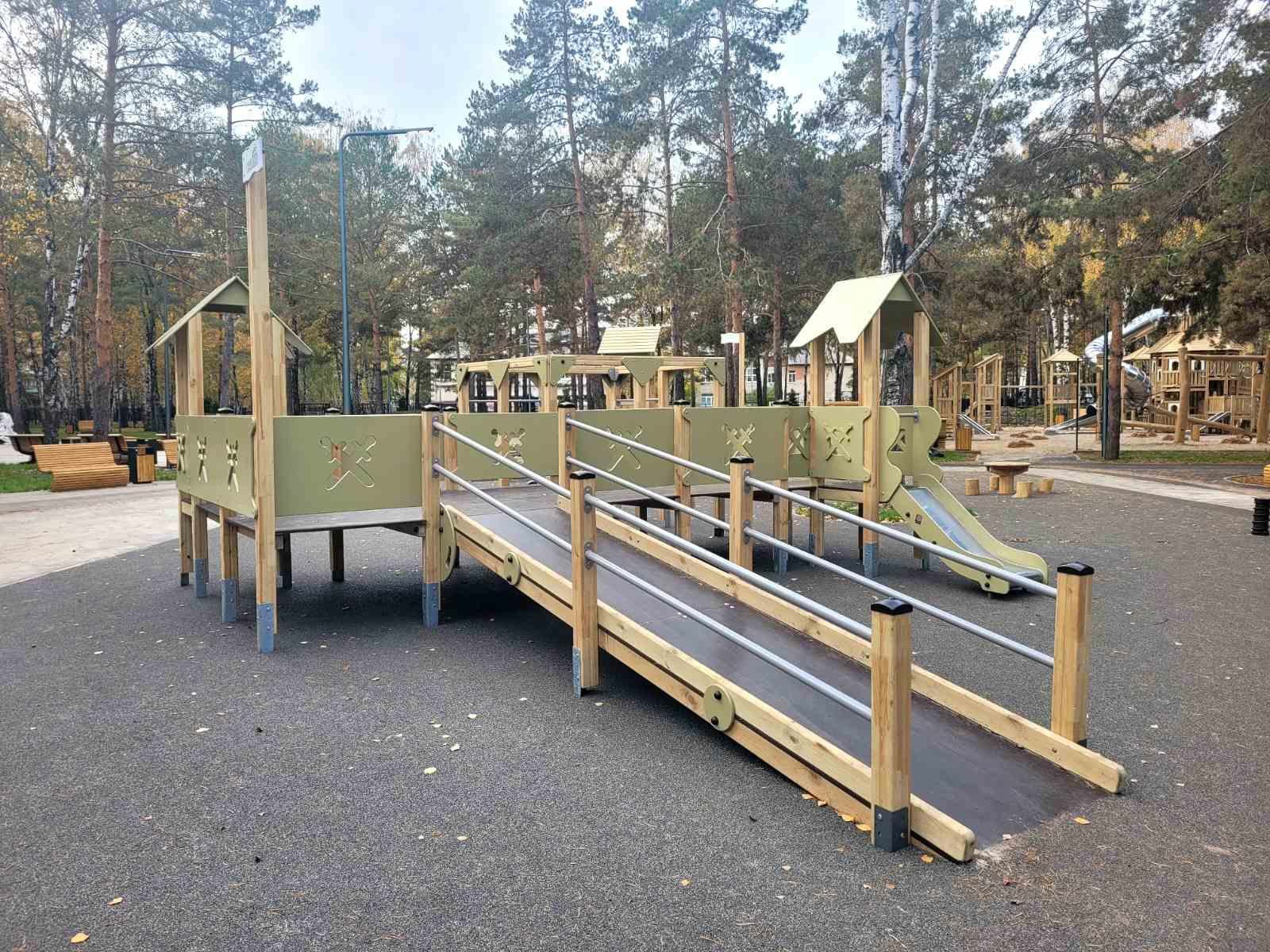 В Тюмени в День учителя откроют обновленный Школьный сквер