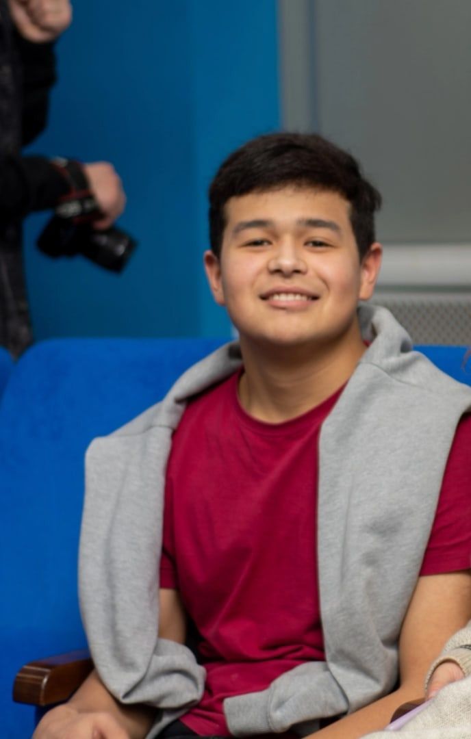 Бобоев Музаффар 