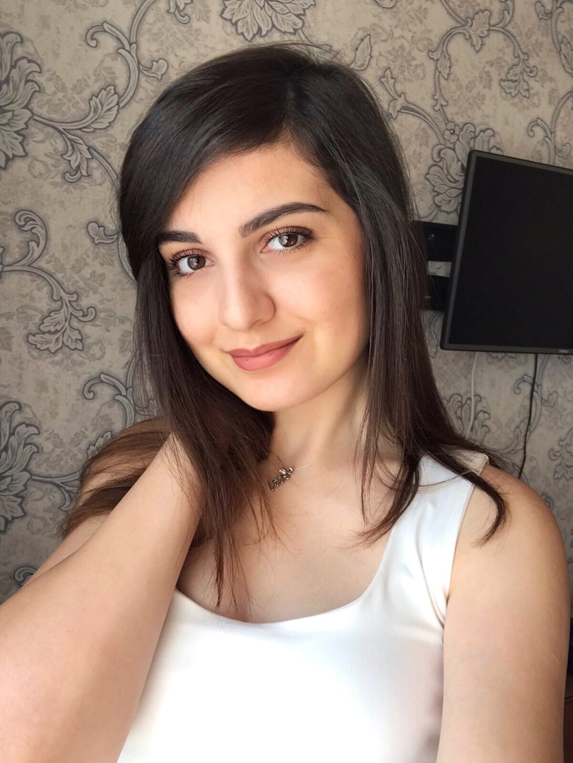 Гасанова Айнур