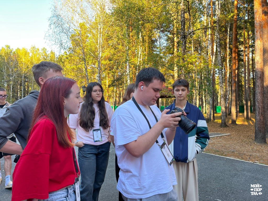 В Тюменской области проходит восьмой слет детских медиацентров «Медиаволна» Group_48096415_1.png