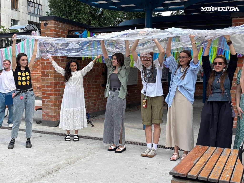 В Тюмени прошло открытие театральной школы «Теплица»