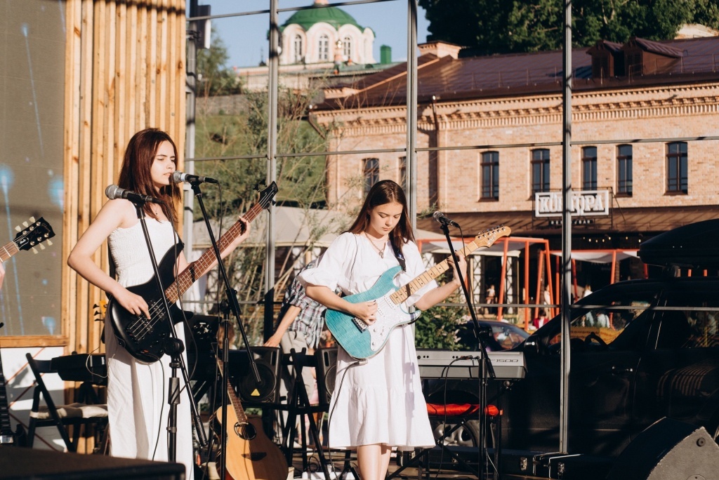 На тюменской набережной пройдет бесплатный концерт от местных музыкантов