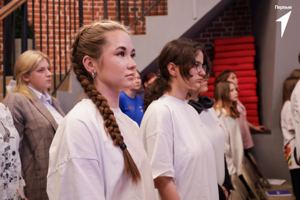 Победы, проекты и тысячи участников: каким стал год для «Движения Первых» PptCDGn8q9zBeehL10t2GrlahHsuPSrl-pv2NqtE4D-uakLYD3xiQSjNZphOCWF3Lze_U9xKIliOKzkgtgoDXcmC.jpg