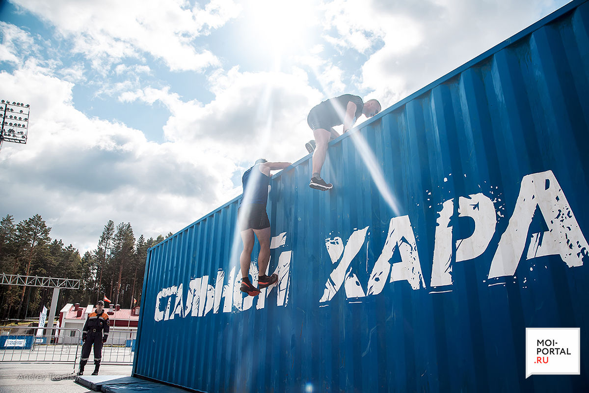 «Стальной характер»: как прошёл экстремальный забег в Тюмени