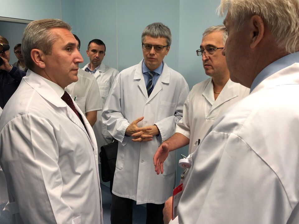 Александр Моор посетил кардиологический диспансер в Сургуте