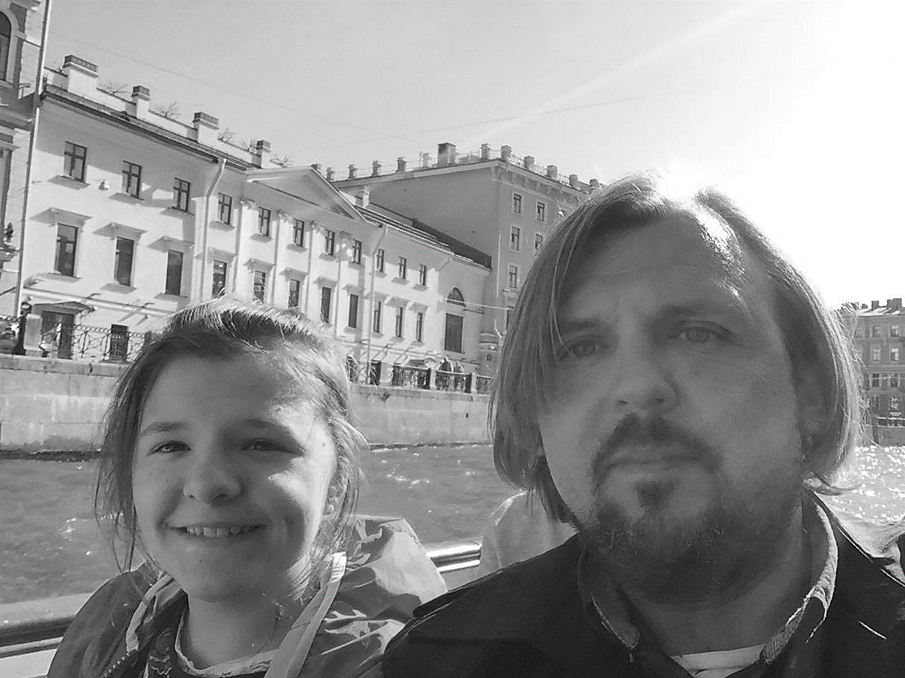 «Друзей не меняют»: 15 лет с одной SIM-картой