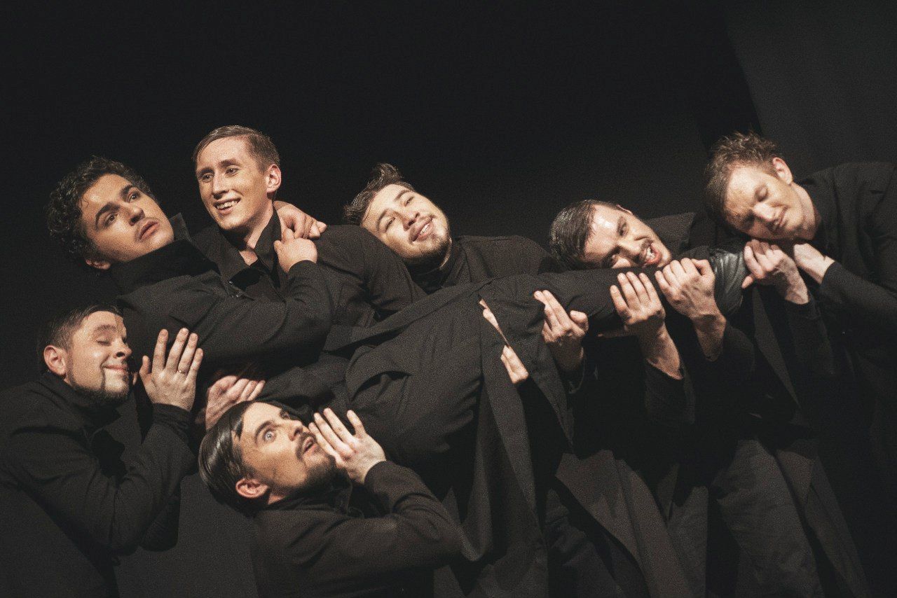 В «Космос» едет «Ревизор»?