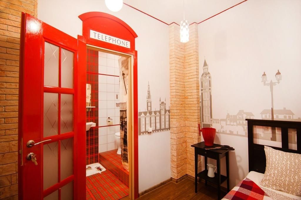 В Тюмень со 100$ в кармане: куда сходить ведущим «Орла и решки»?