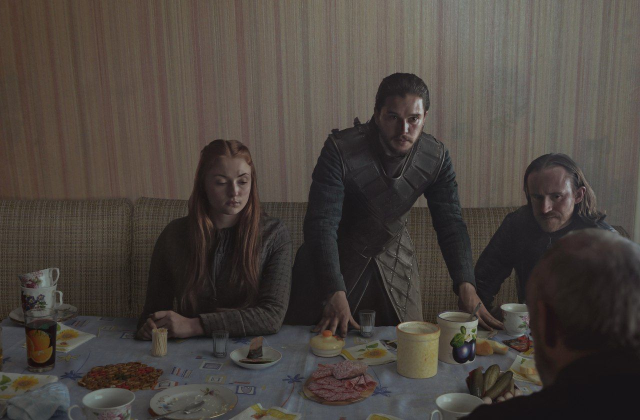 Дэдпул и жигули: культовые фильмы и русские реалии на одном фото MXD